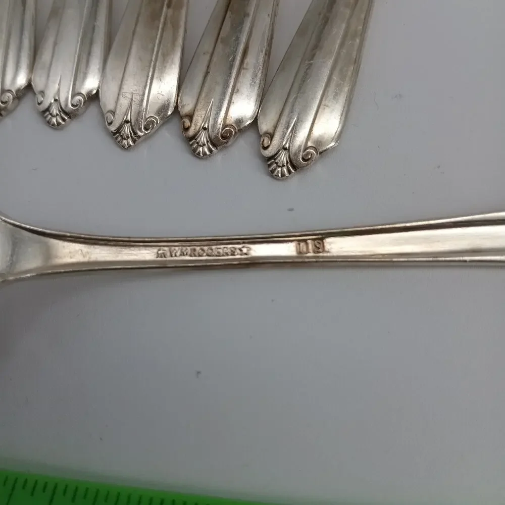 8X DF Rogers Starlight Dinner Forks Silverplate International
